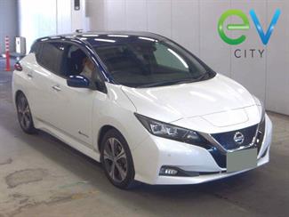 2018 Nissan LEAF - Thumbnail