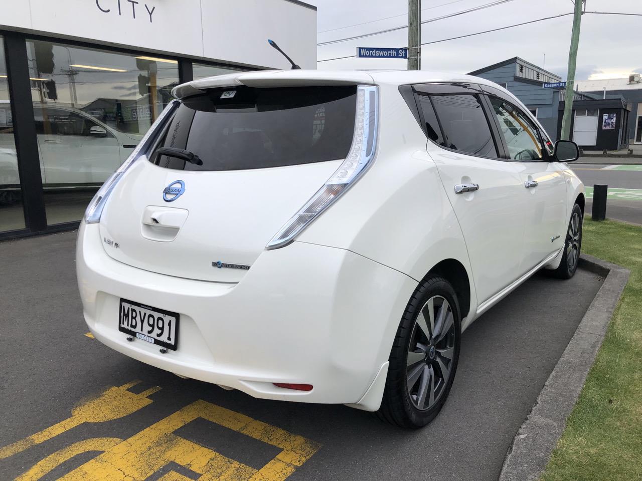 2013 Nissan LEAF