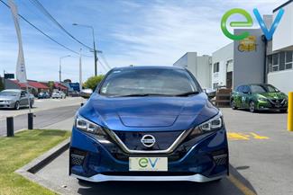 2019 Nissan LEAF - Thumbnail