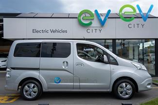 2015 Nissan e-NV200 - Thumbnail