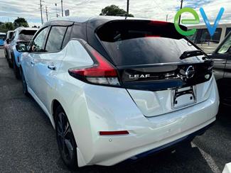 2019 Nissan LEAF - Thumbnail