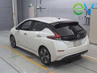 2019 Nissan LEAF - Thumbnail