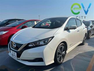 2020 Nissan LEAF - Thumbnail