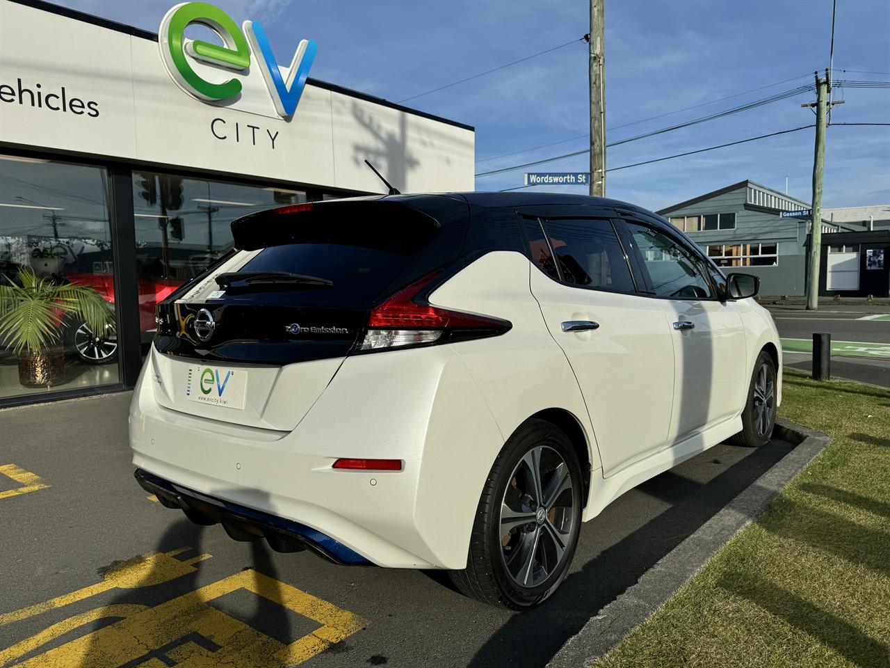 2018 Nissan LEAF