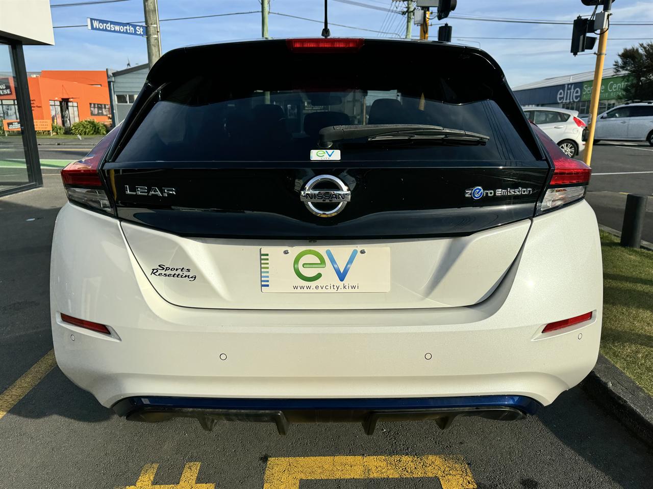 2018 Nissan LEAF