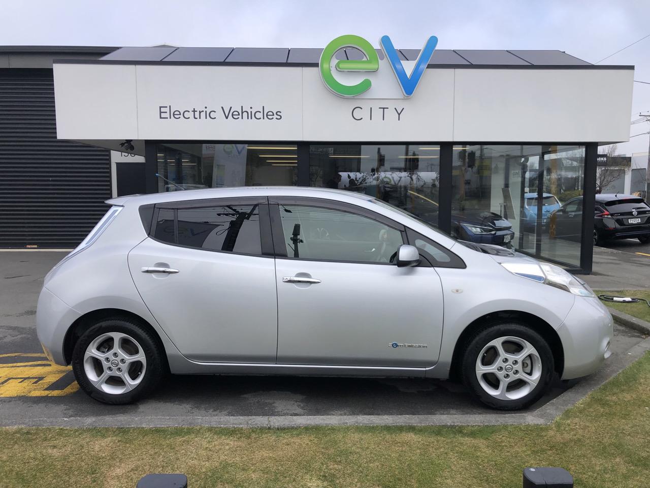 2014 Nissan LEAF