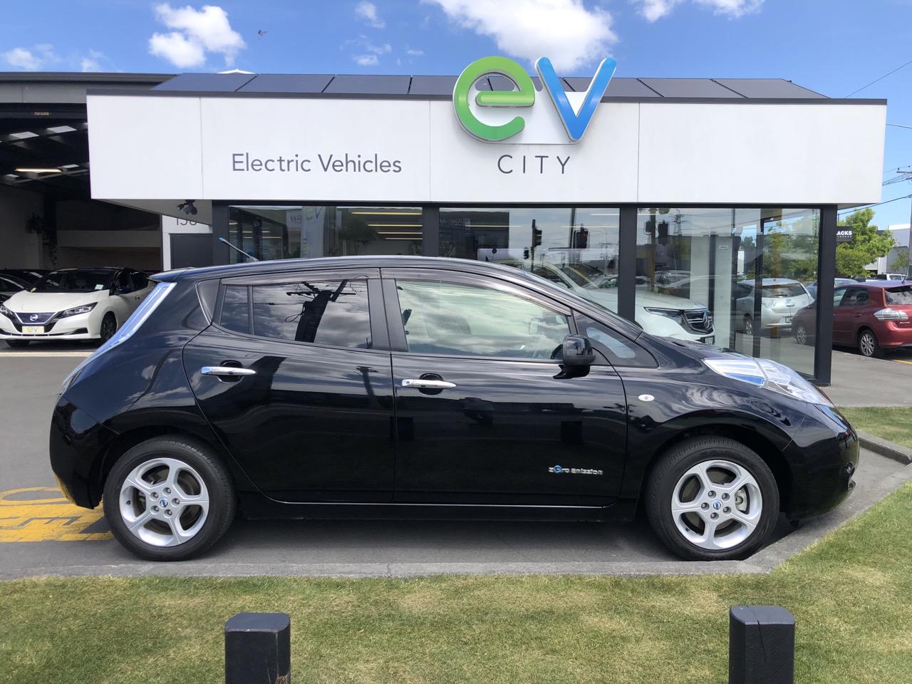 2015 Nissan LEAF