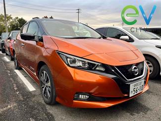 2020 Nissan LEAF - Thumbnail