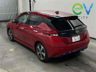 2021 Nissan LEAF - Thumbnail