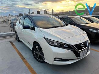 2019 Nissan LEAF - Thumbnail