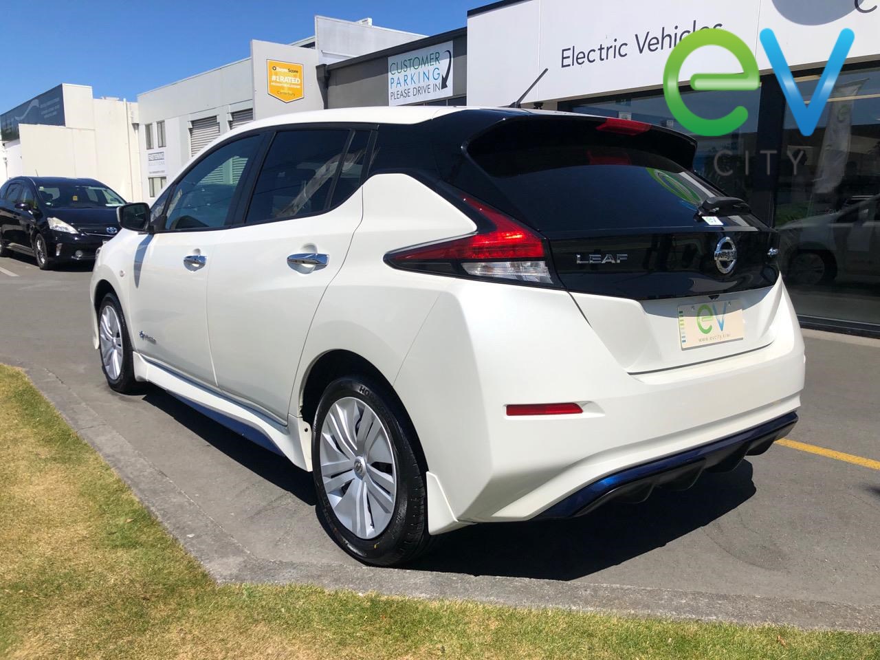 2018 Nissan LEAF