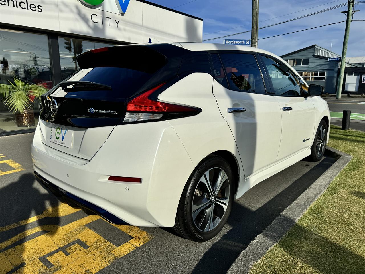 2018 Nissan LEAF