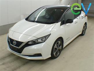 2019 Nissan LEAF - Thumbnail