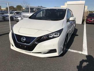 2020 Nissan LEAF - Thumbnail