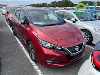 2019 Nissan LEAF - Thumbnail