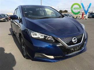 2019 Nissan LEAF - Thumbnail