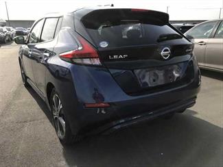 2019 Nissan LEAF - Thumbnail