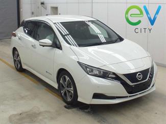 2019 Nissan LEAF - Thumbnail