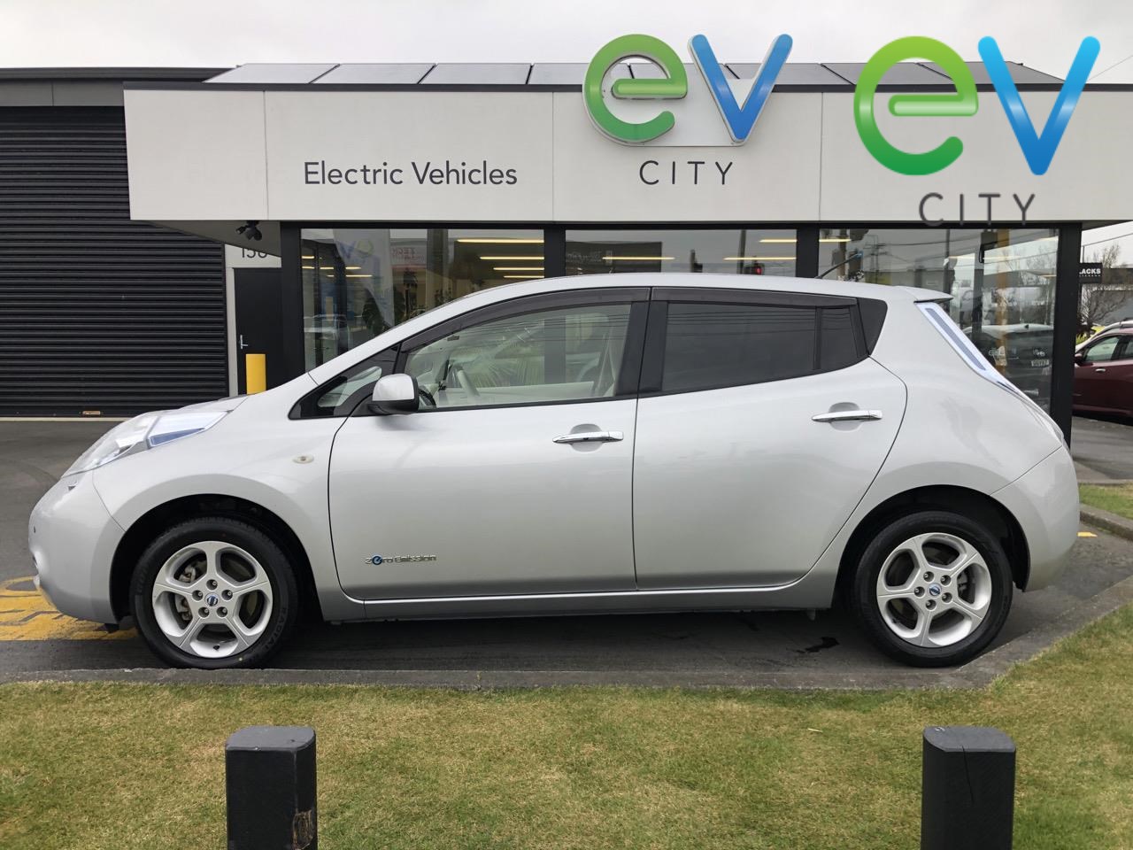 2012 Nissan LEAF