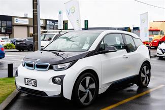 2017 BMW i3 - Thumbnail