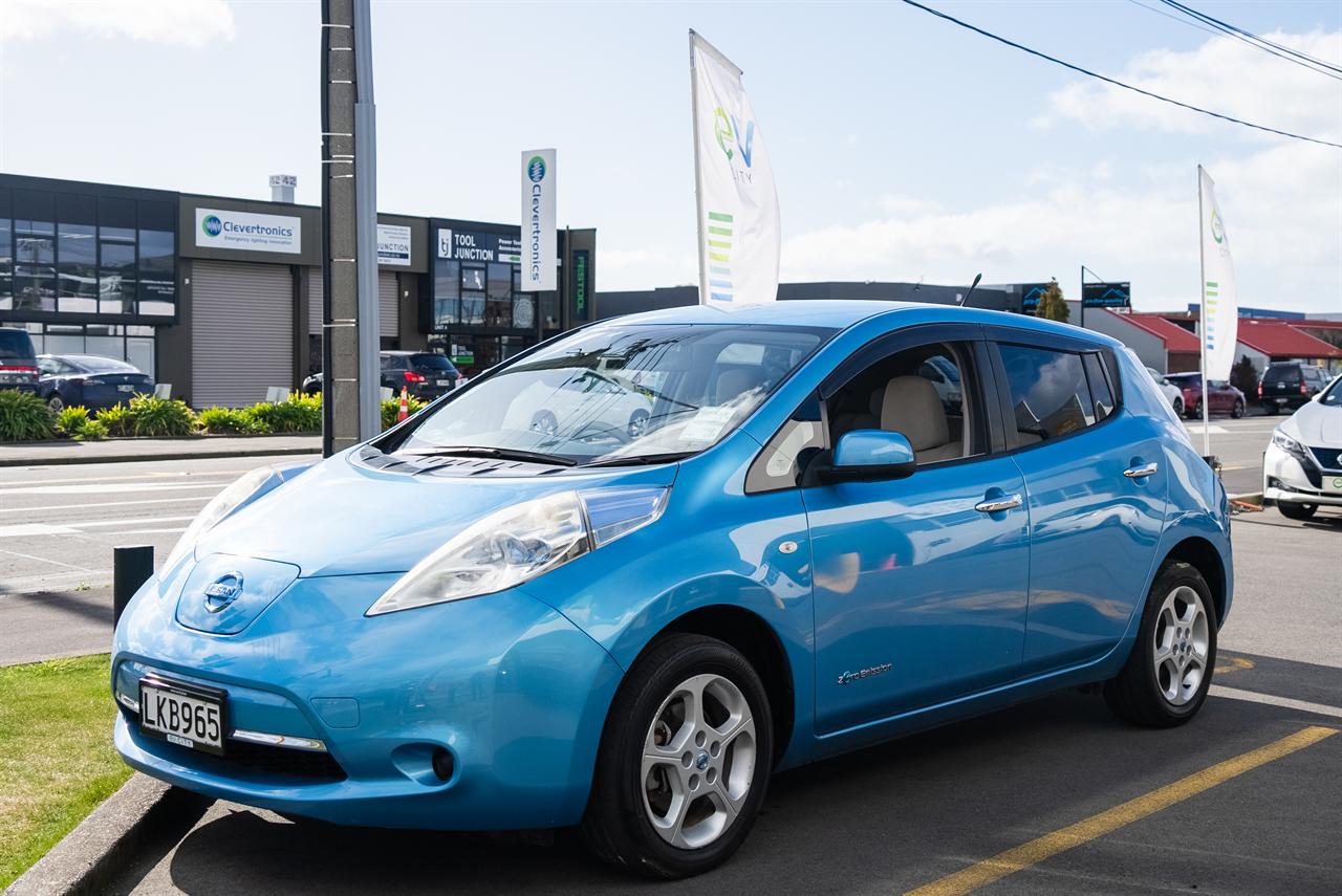 2011 Nissan LEAF