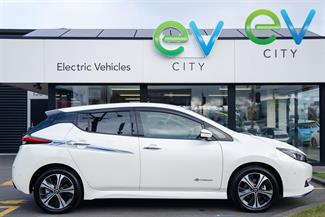 2019 Nissan LEAF - Thumbnail