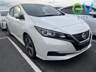 2019 Nissan LEAF - Thumbnail