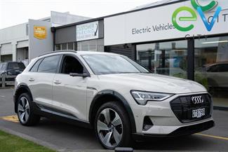 2019 Audi e-tron - Thumbnail