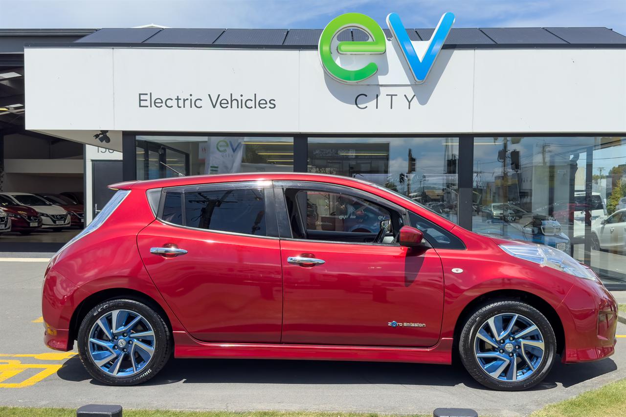 2016 Nissan LEAF