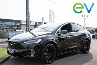 2017 Tesla Model X - Thumbnail