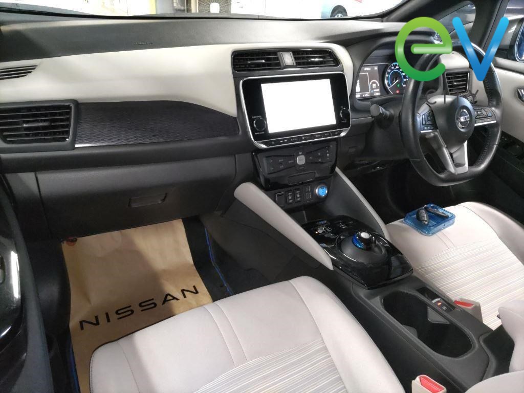 2020 Nissan LEAF