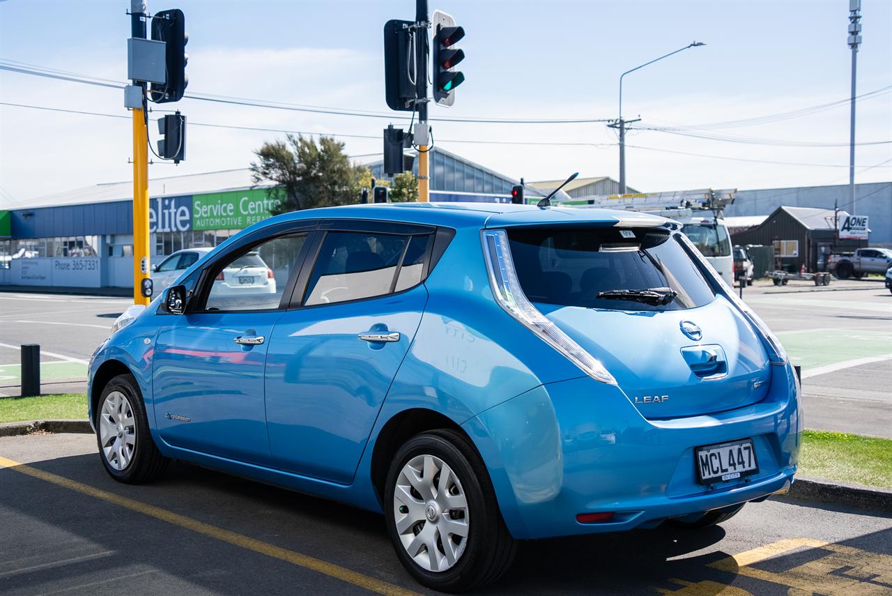 2014 Nissan LEAF