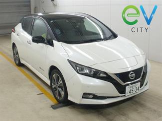 2020 Nissan LEAF - Thumbnail