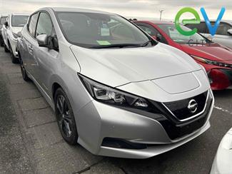 2019 Nissan LEAF - Thumbnail