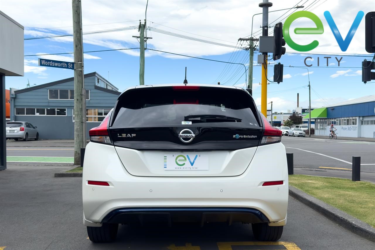 2017 Nissan LEAF