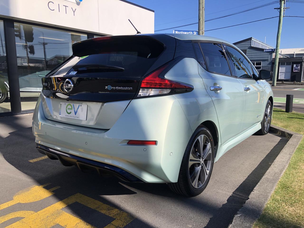 2017 Nissan LEAF