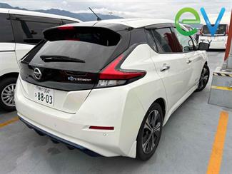 2019 Nissan LEAF - Thumbnail