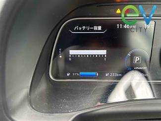 2019 Nissan LEAF - Thumbnail